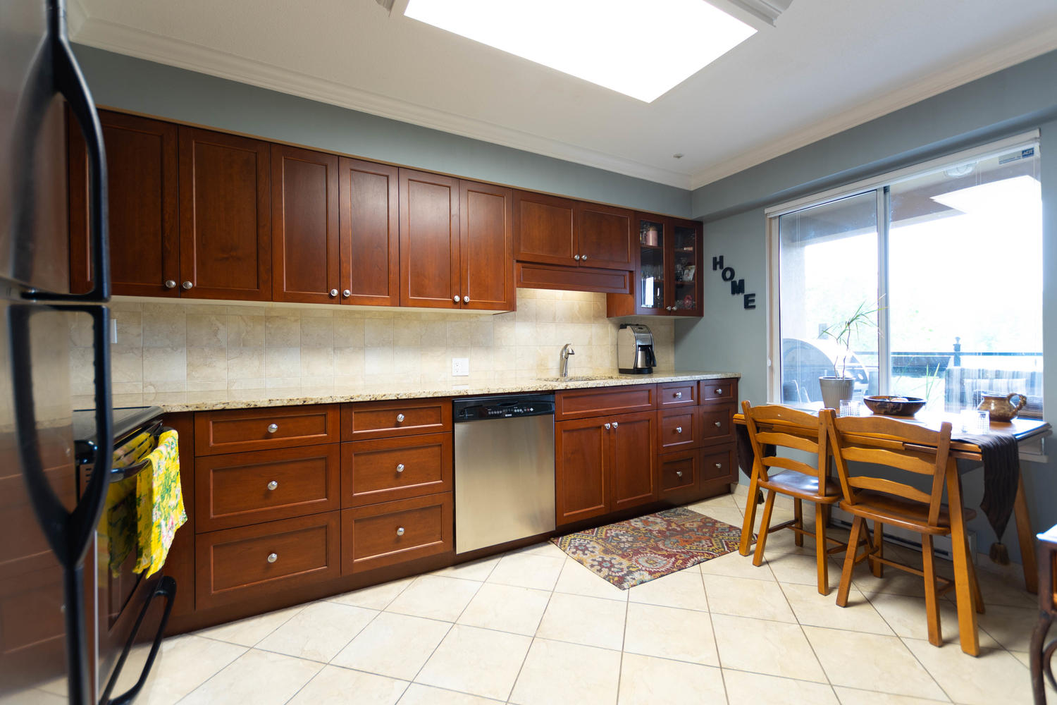 222-3 Rialto Court, New Westminster 9