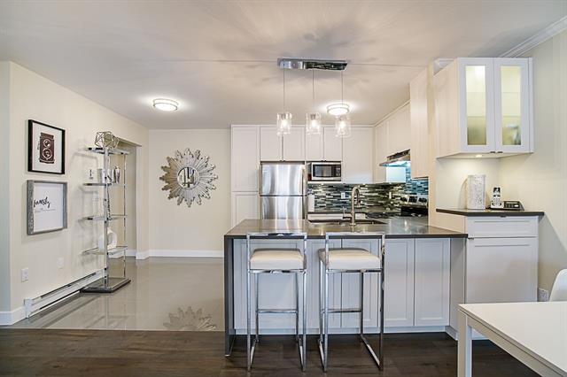 306 9865 140 Street North Surrey 4