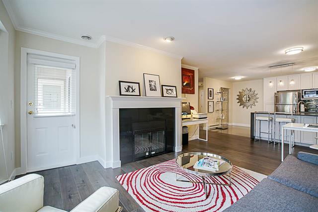 306 9865 140 Street North Surrey 9
