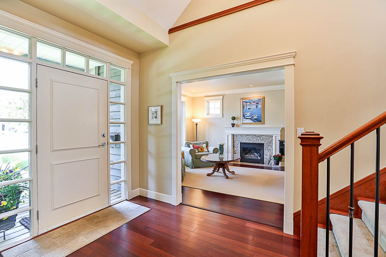 327 THIRD Street New Westminster 5