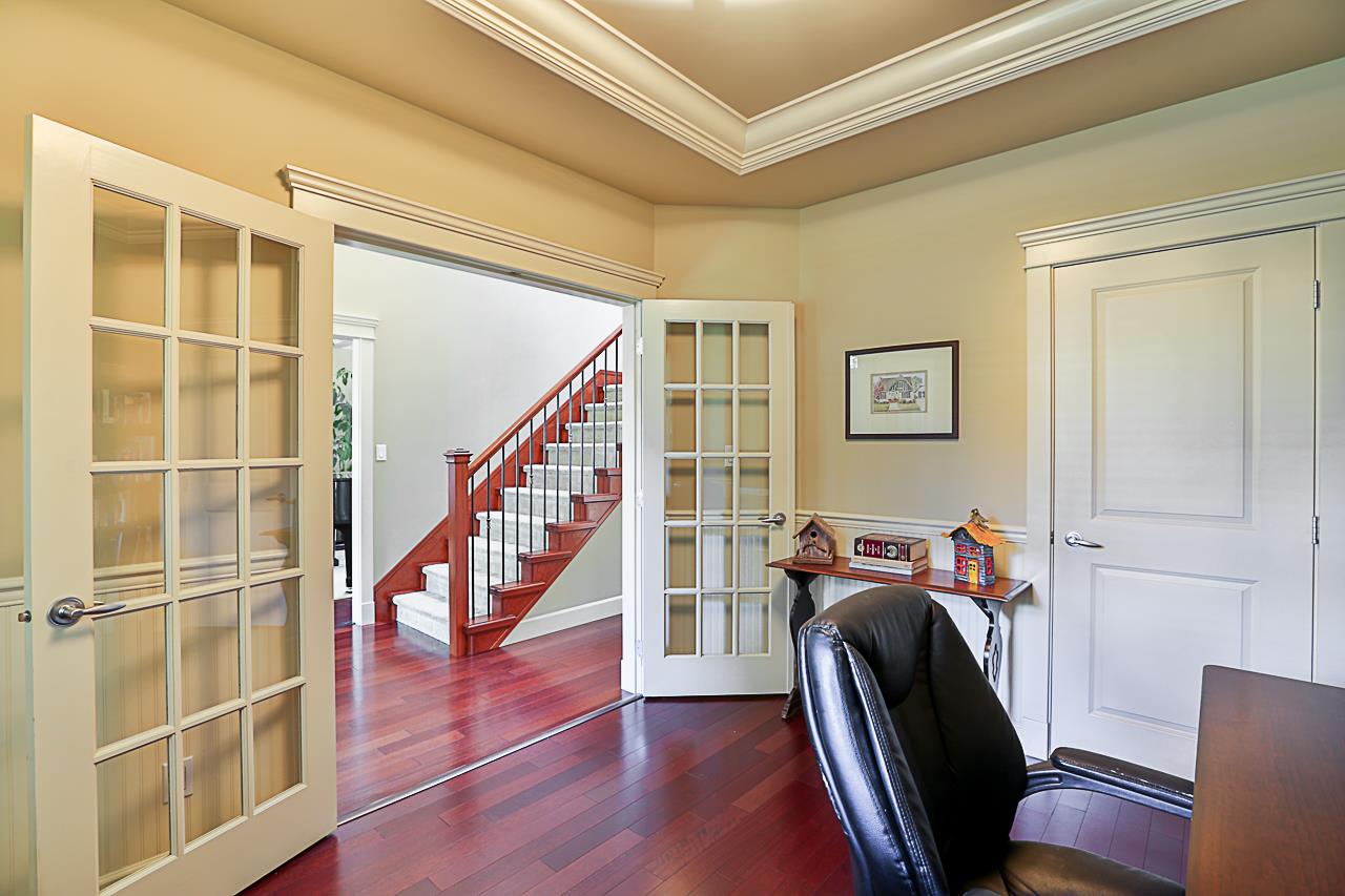 327 THIRD Street New Westminster 13