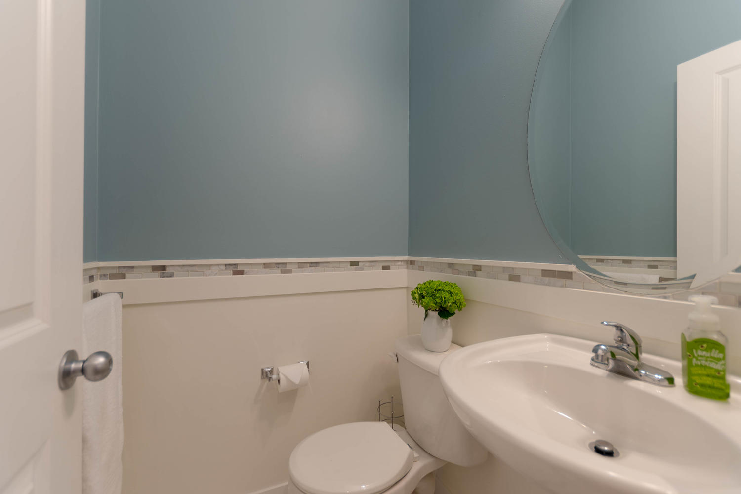 58-15075 60 Ave, Surrey 6