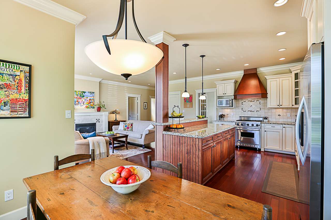 327 THIRD Street New Westminster 3
