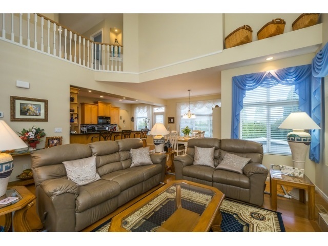 24127 Hill Avenue, Maple Ridge 15