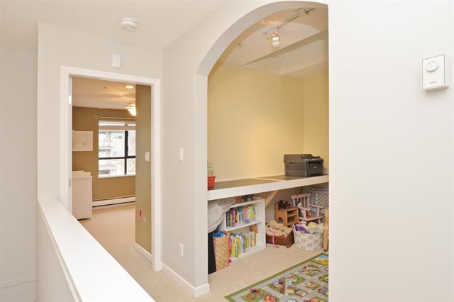 16 221 Ash Street, New Westminster 4