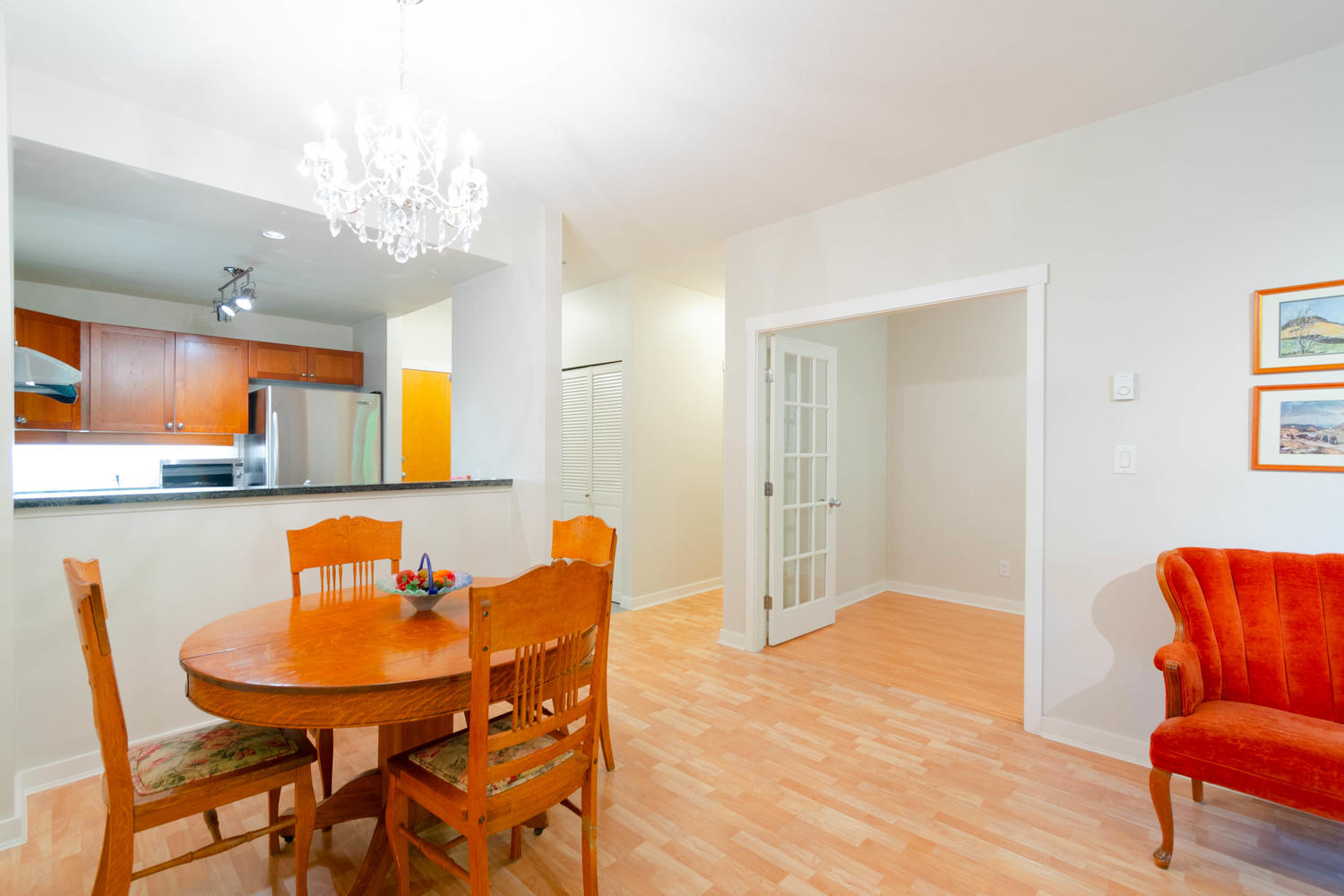 106-675 Park Crescent, New Westminster, V3L 5W4 9