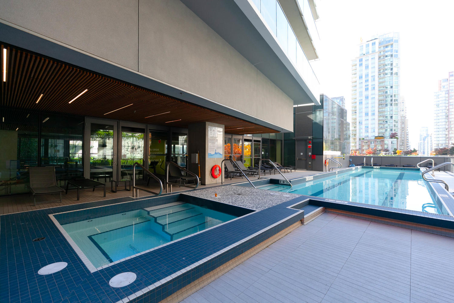 2601 - 777 Richards Street, Vancouver 18