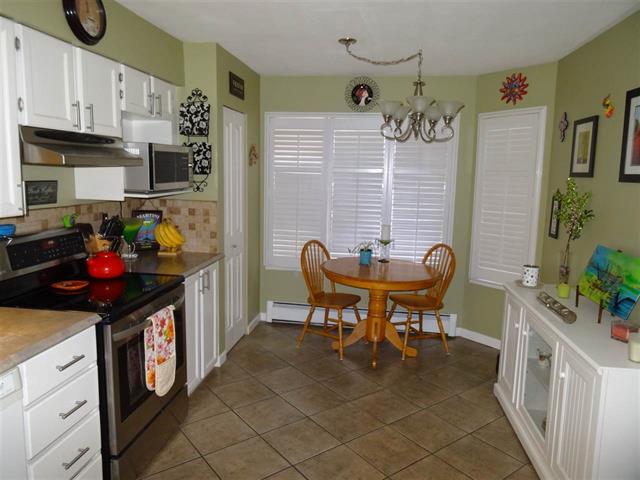 9 11934 Laity Street, Maple Ridge 2