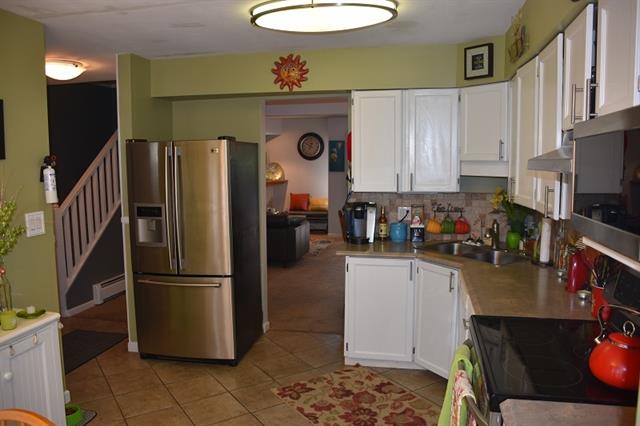 9 11934 Laity Street, Maple Ridge 3
