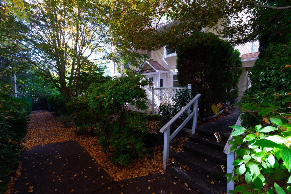 7-216 Ninth Street, New Westminster