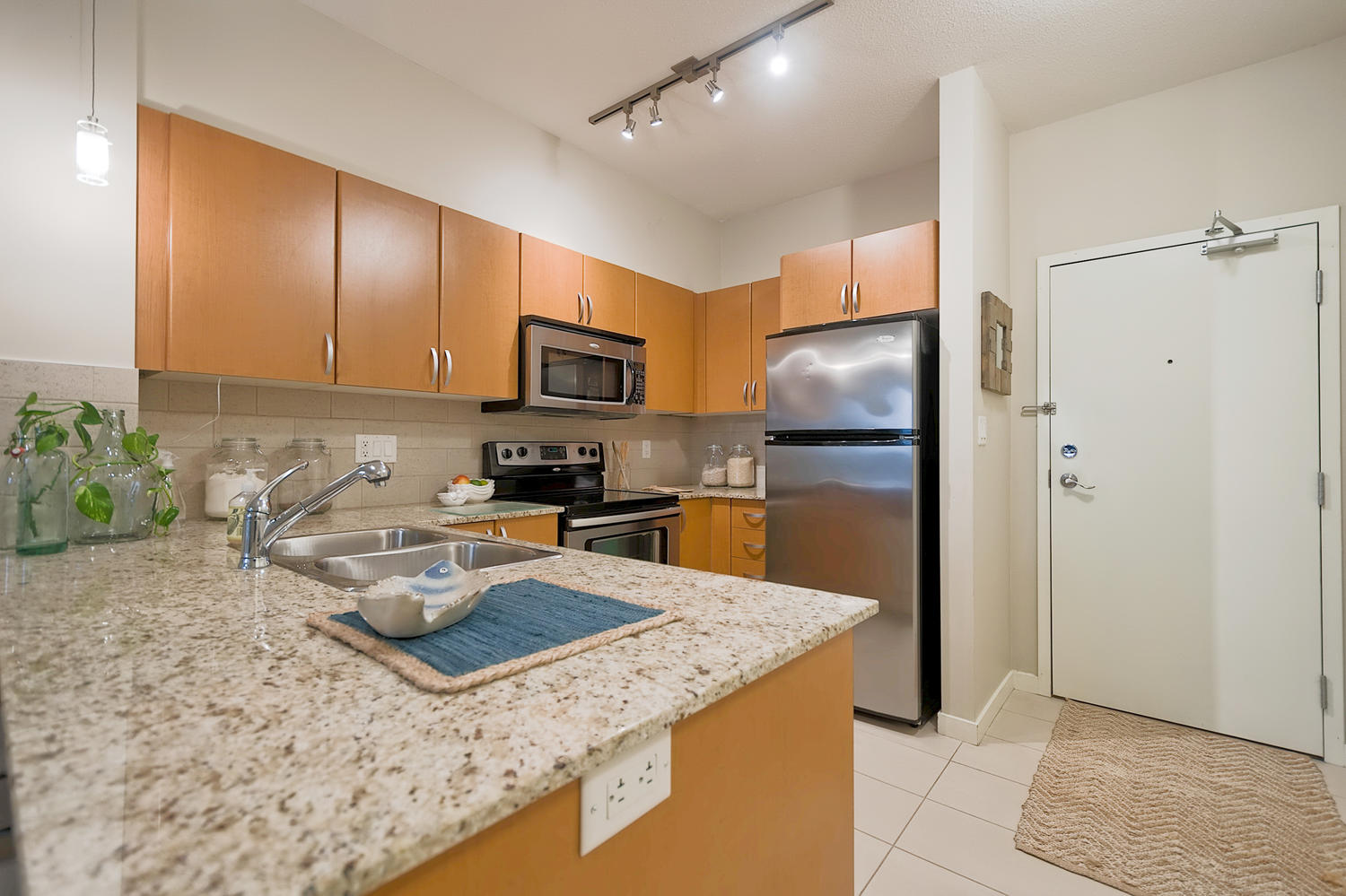 303-13733 107A Ave, Surrey 14