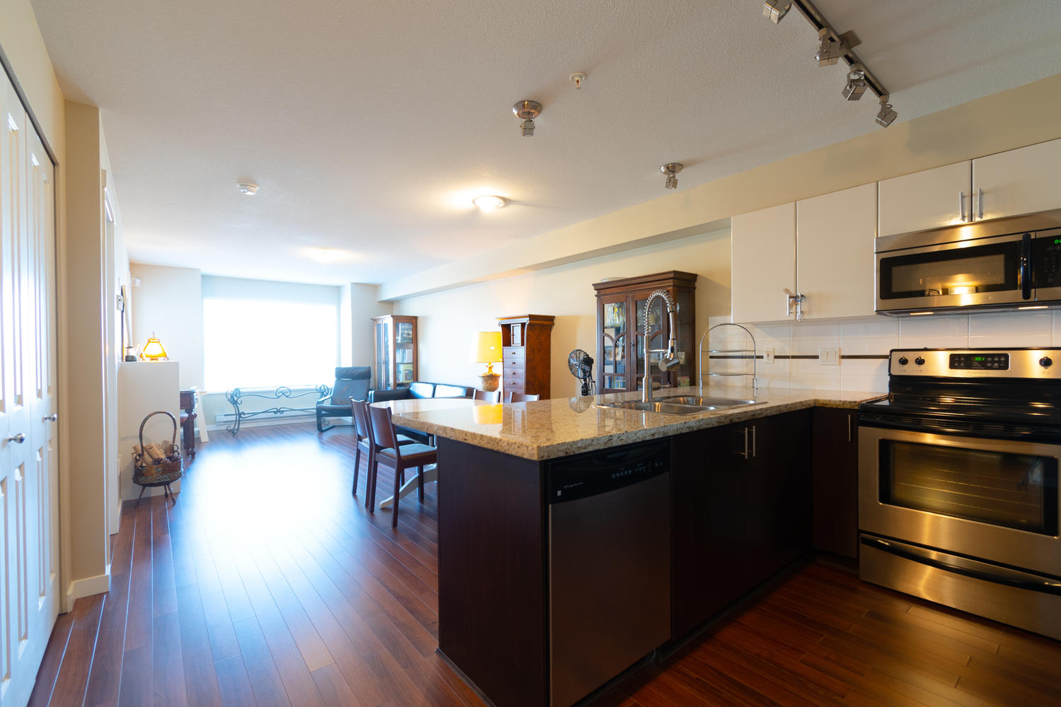 314-14960 102A Ave, Surrey 7