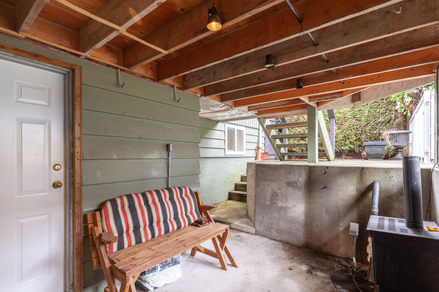 8465 10th Ave, Burnaby 20
