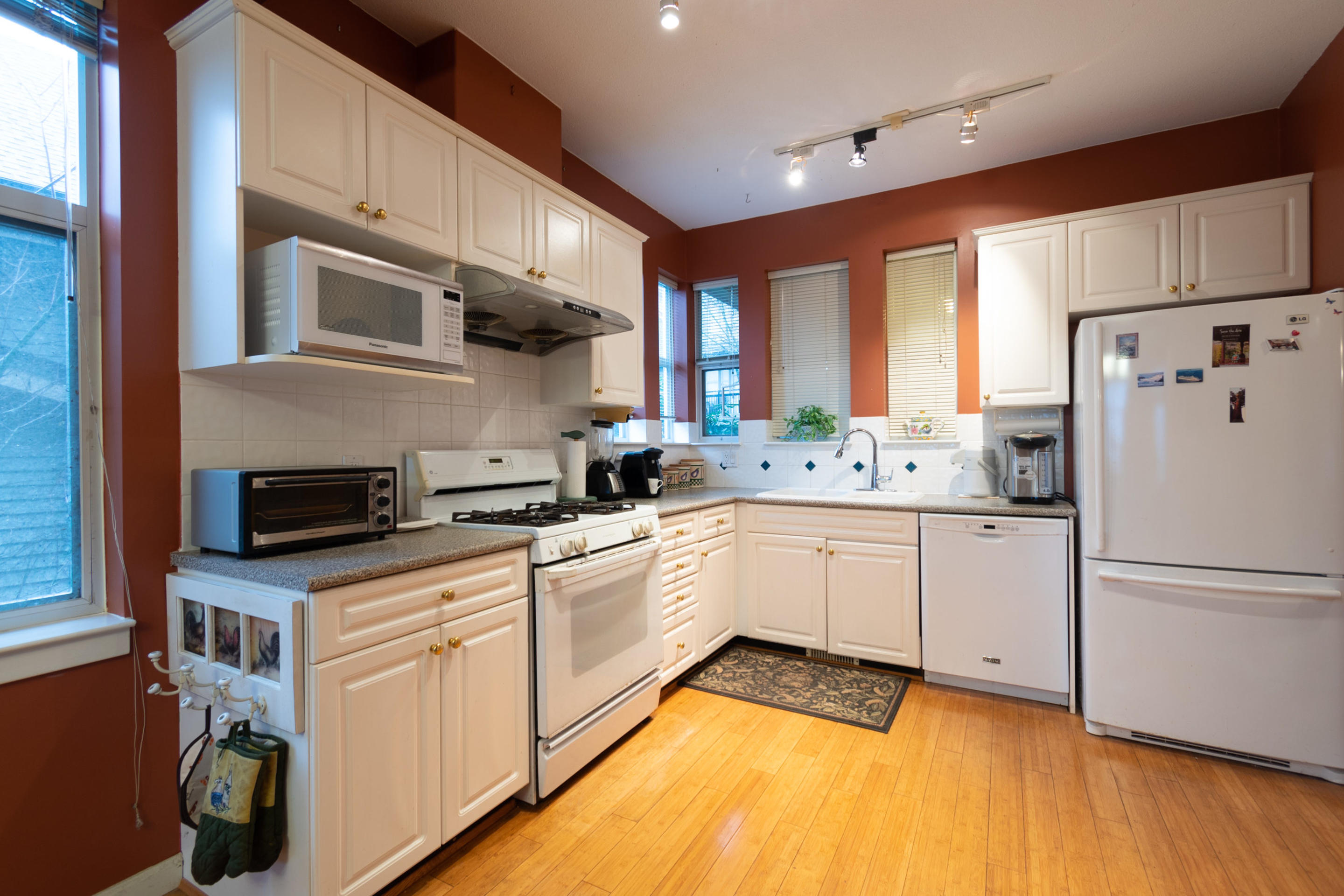 13-910 Fort Fraser Rise, Port Coquitlam 10