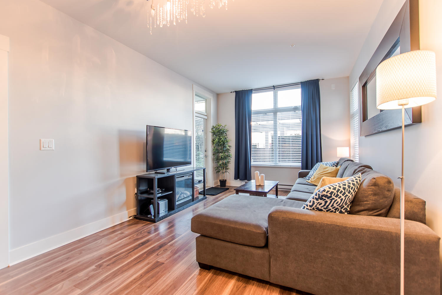 110-85 Eighth Ave, New Westminster 6