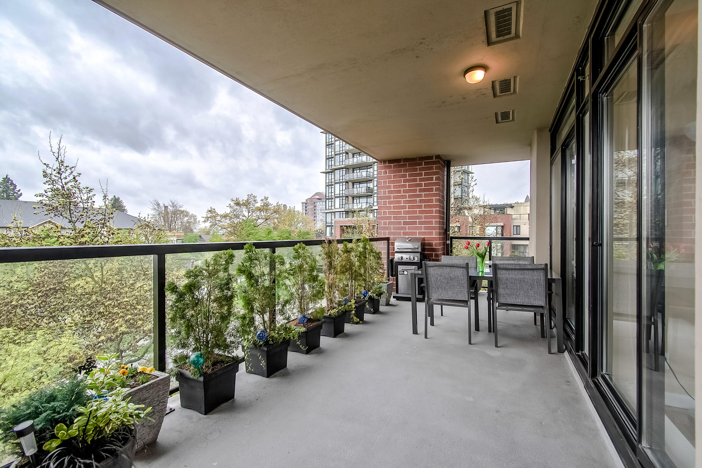 302-15 E Royal Ave, New Westminster 11