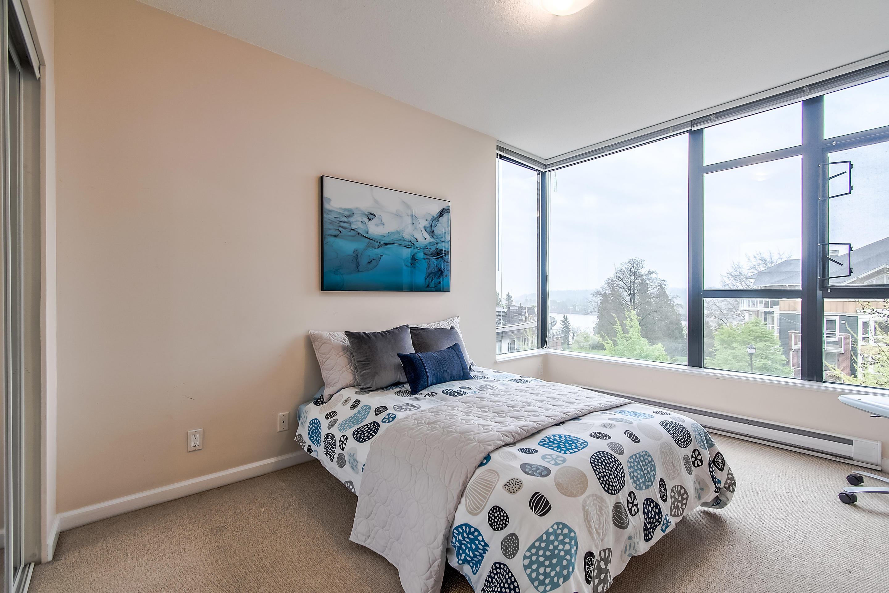 302-15 E Royal Ave, New Westminster 14