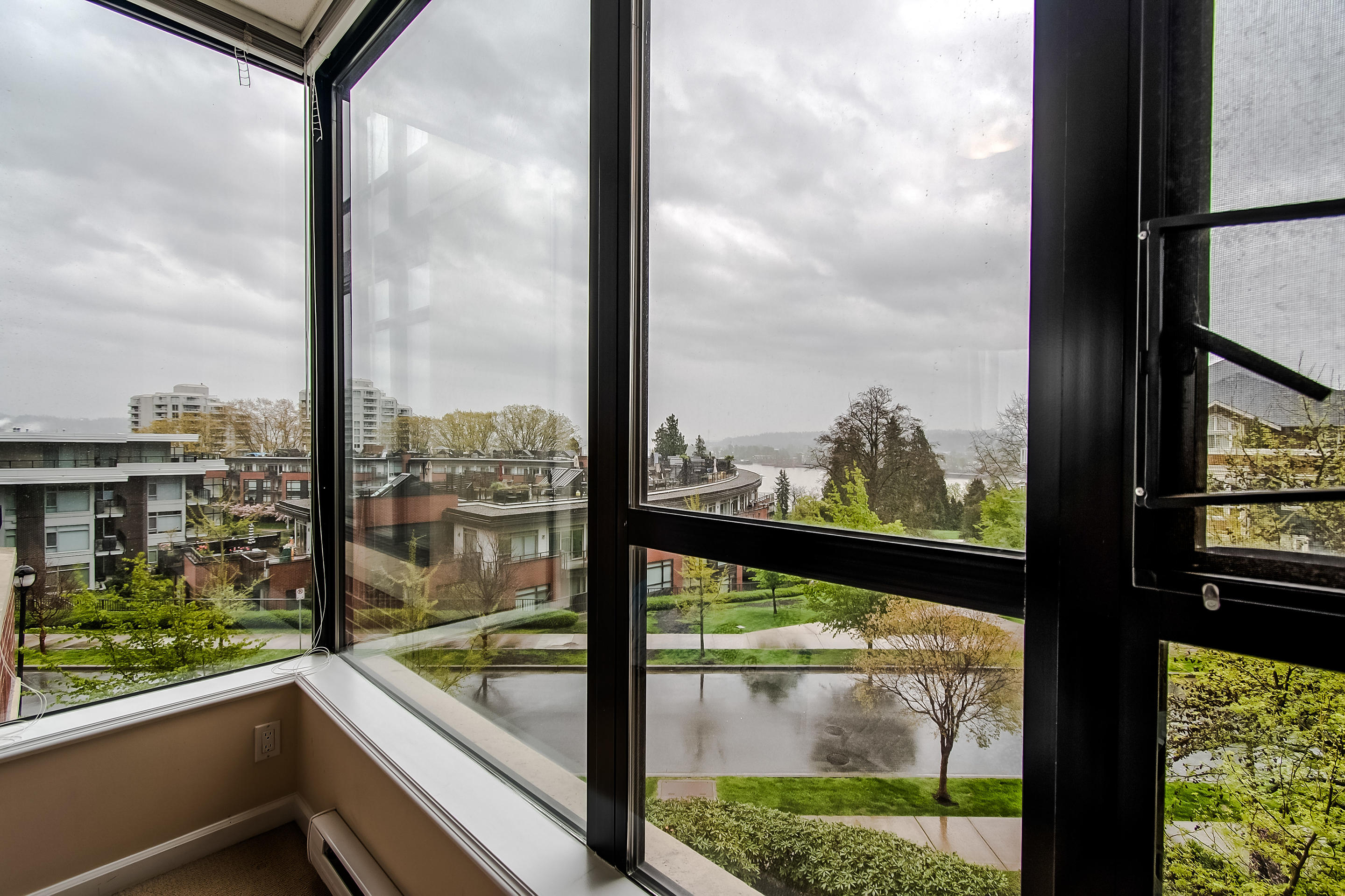 302-15 E Royal Ave, New Westminster 16