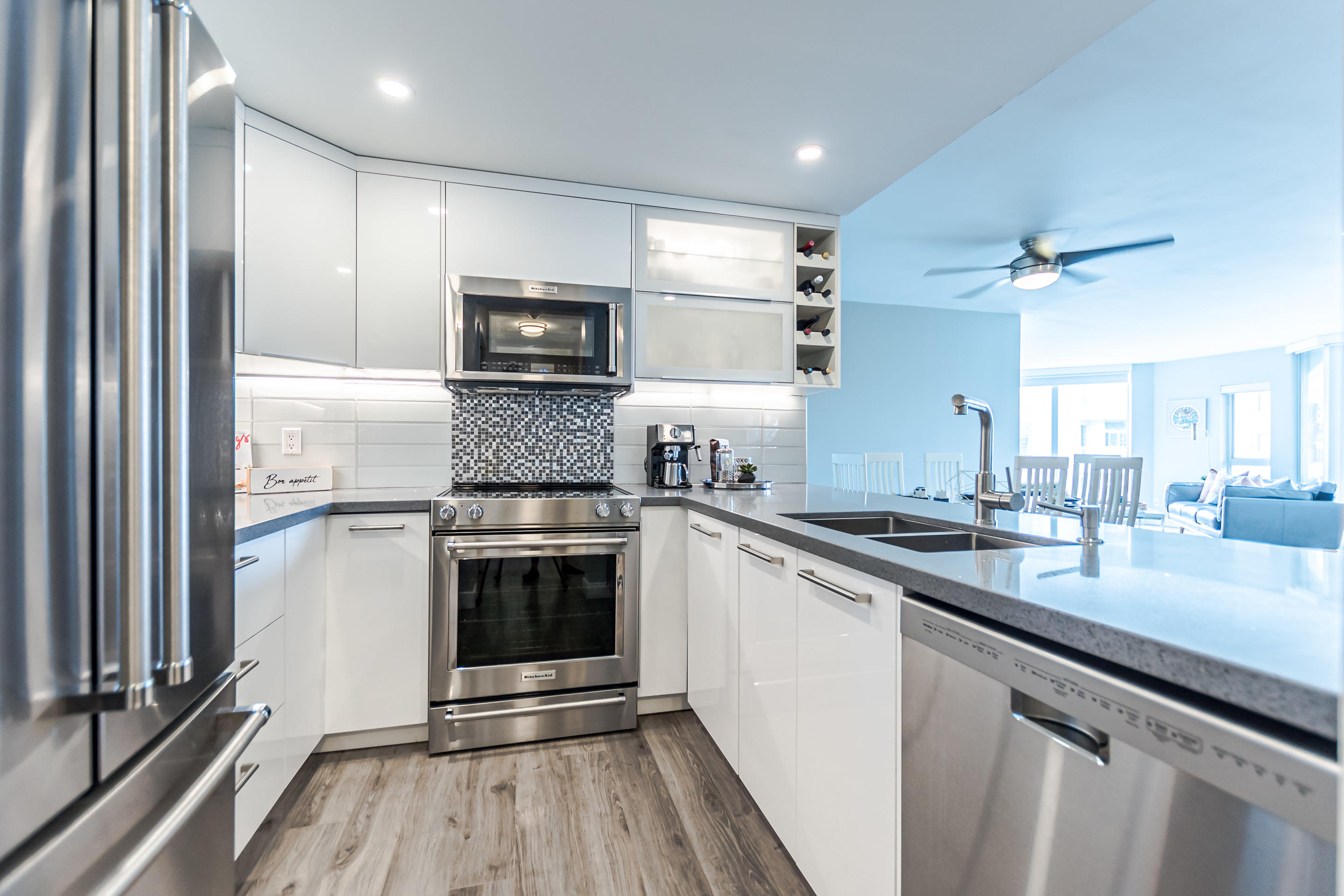 1407-71 Jamieson Court, New Westminster 9
