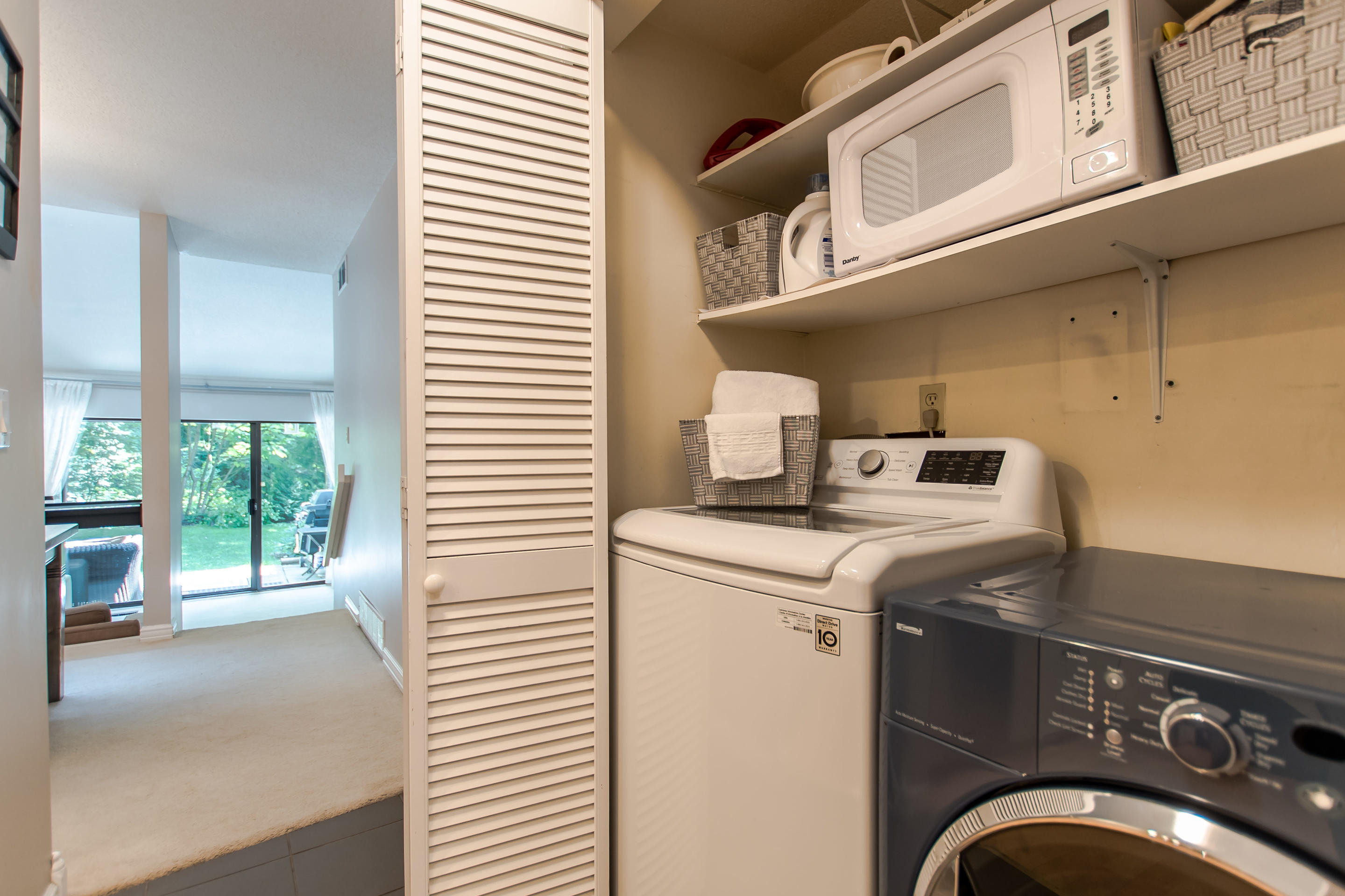 8571 Flowering Place, Burnaby 8