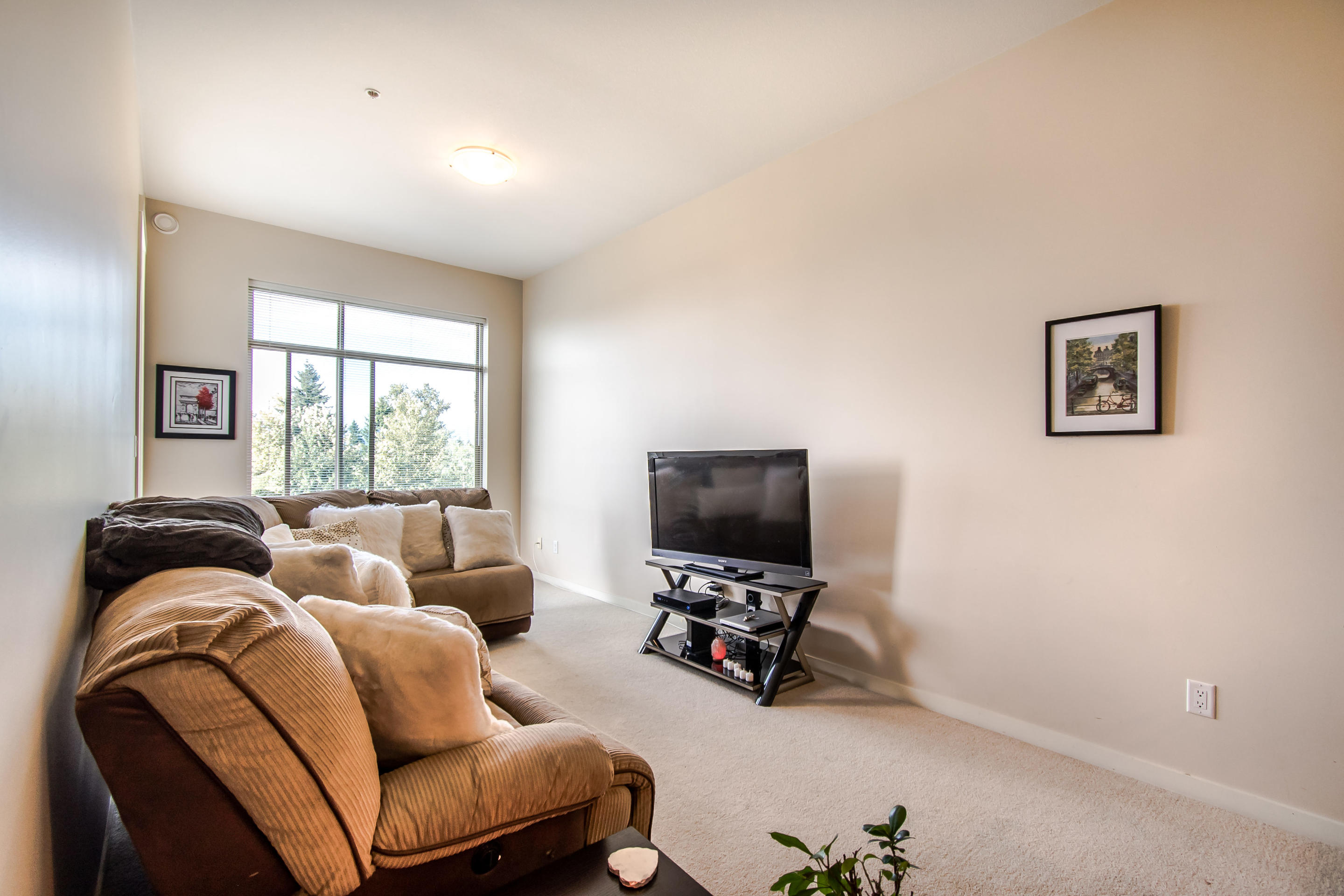 513-13789 107A Ave, Surrey 8