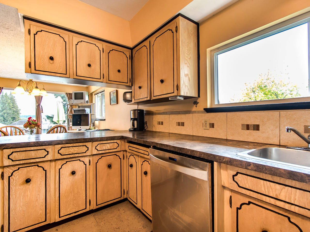 1814 Seventh Avenue, New Westminster 8