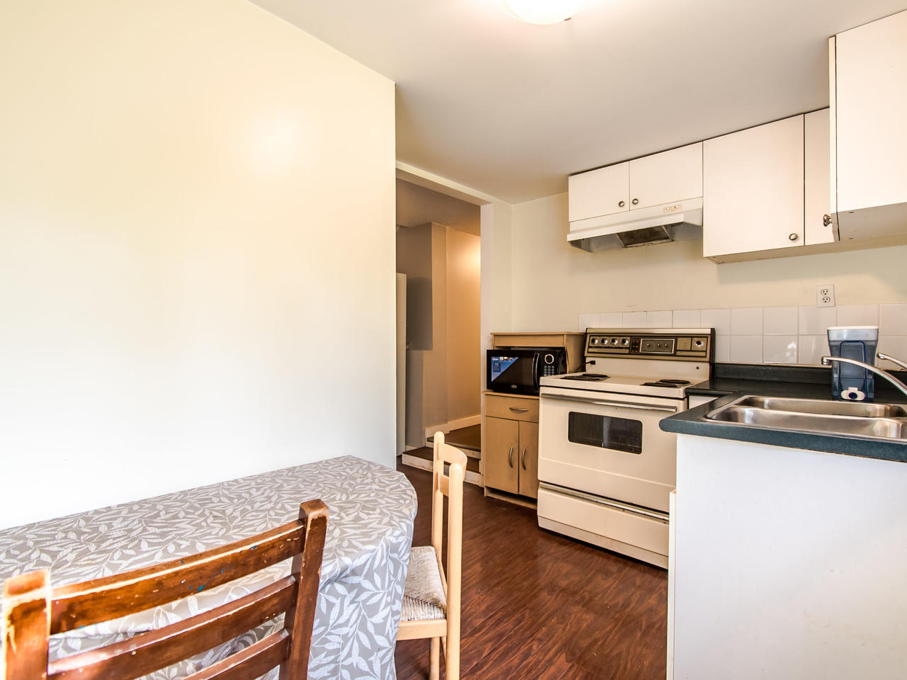 1814 Seventh Avenue, New Westminster 17