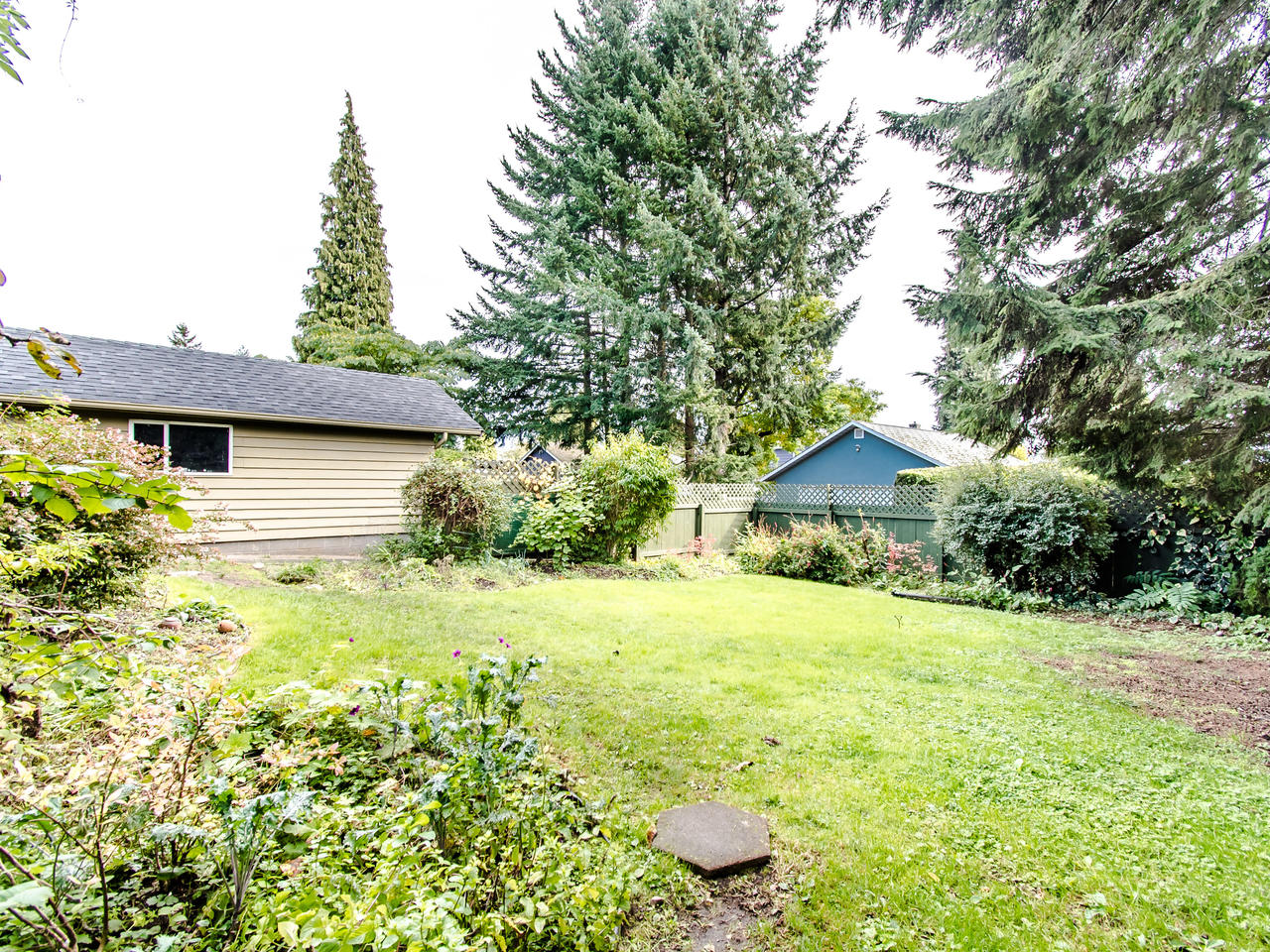 1814 Seventh Avenue, New Westminster 21