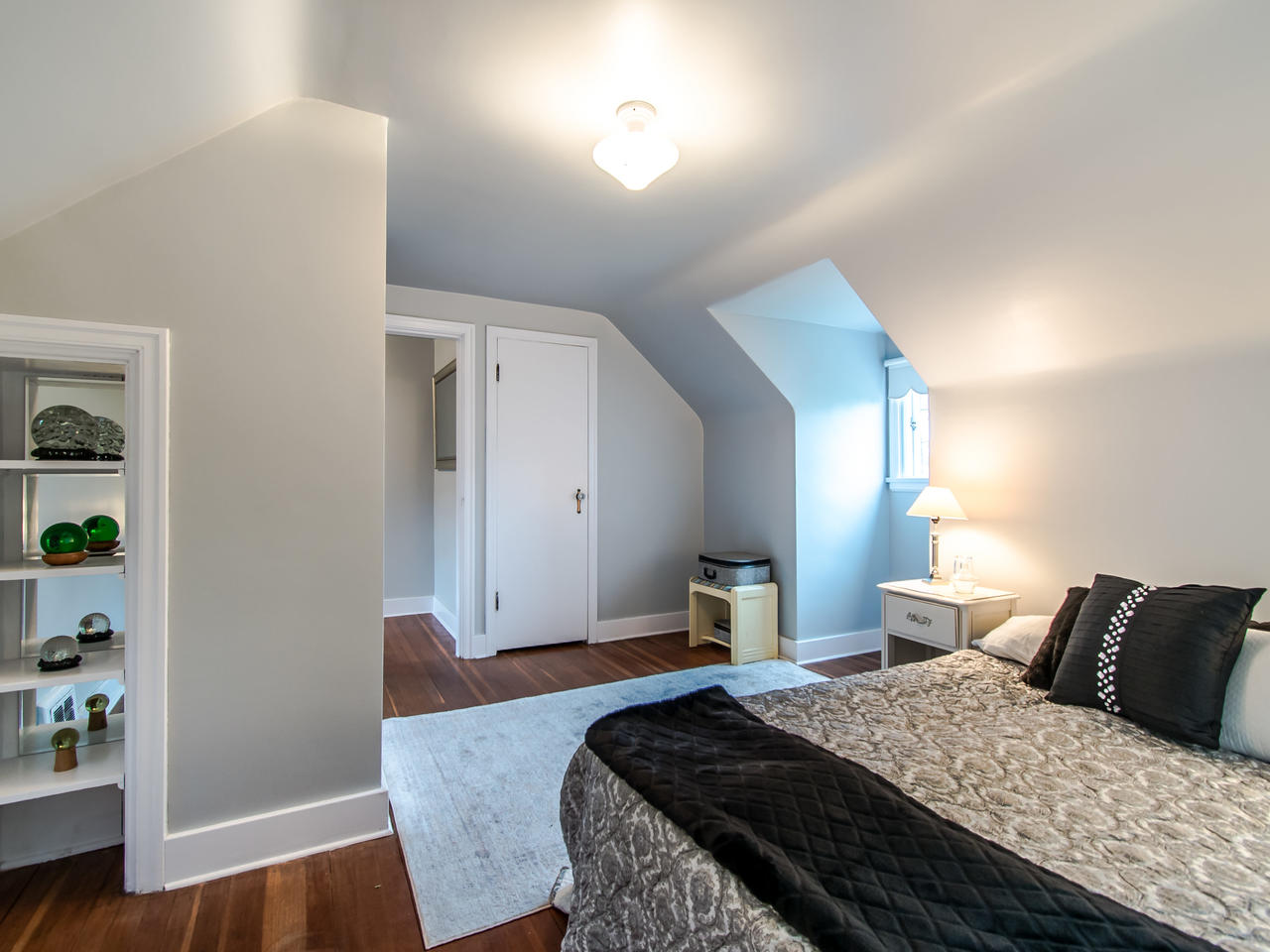 219 2nd Street, New Westminster 14