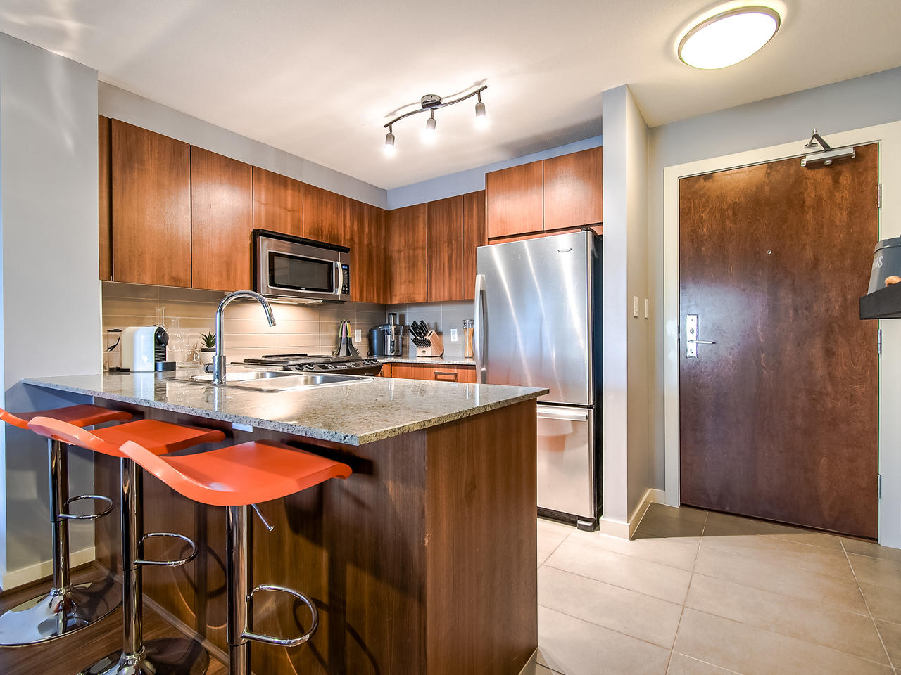 307 5885 Irmin Street, Burnaby 9