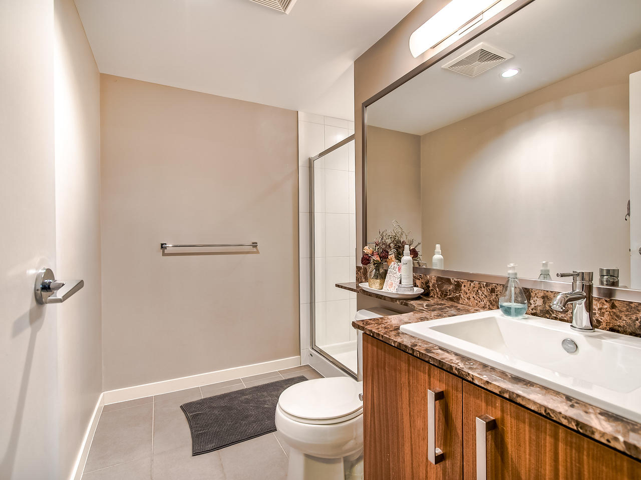 307 5885 Irmin Street, Burnaby 18