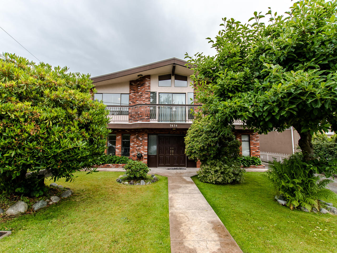 7676 McGregor Ave, Burnaby