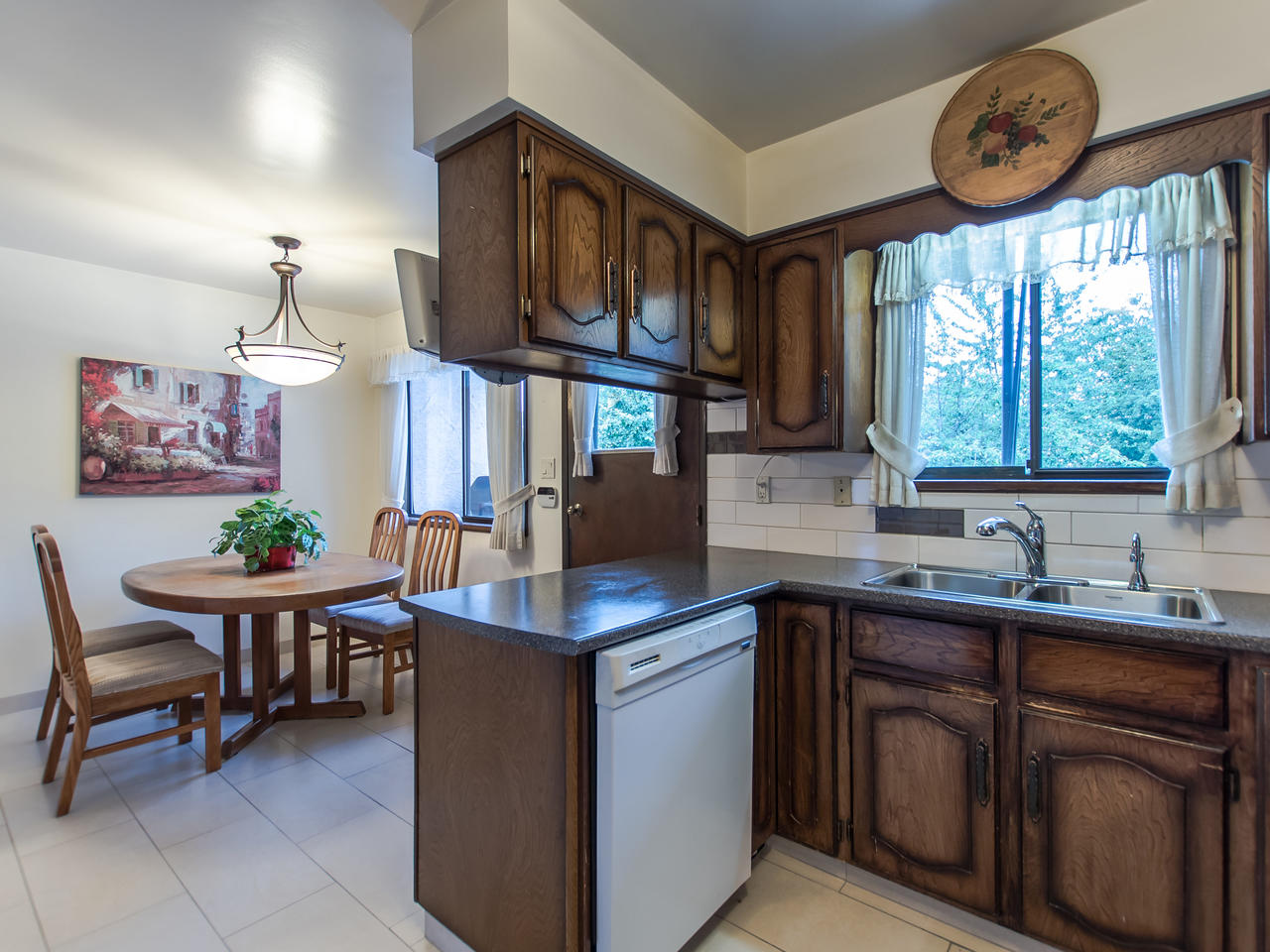 7676 McGregor Ave, Burnaby 10