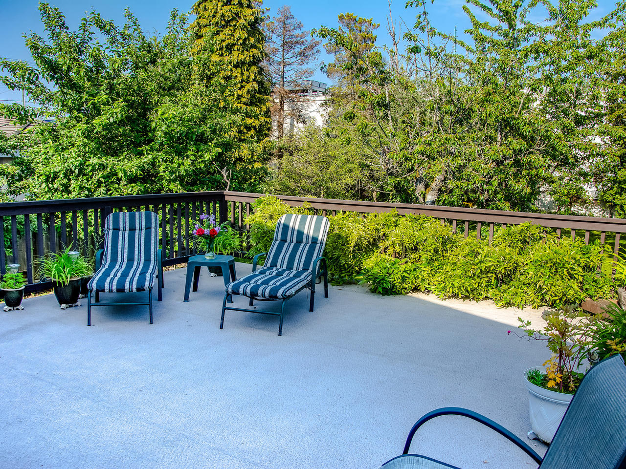7676 McGregor Ave, Burnaby 12