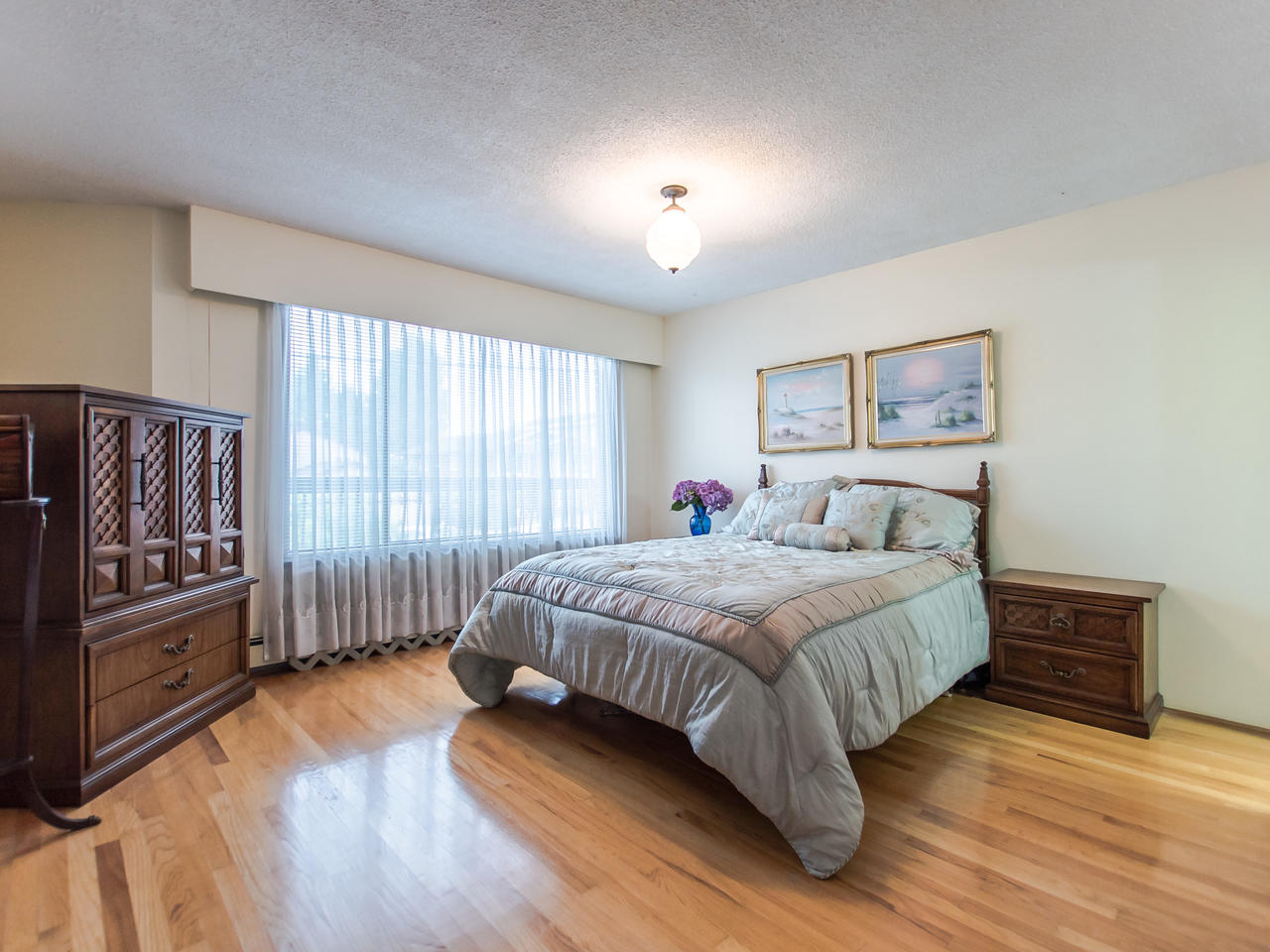 7676 McGregor Ave, Burnaby 16