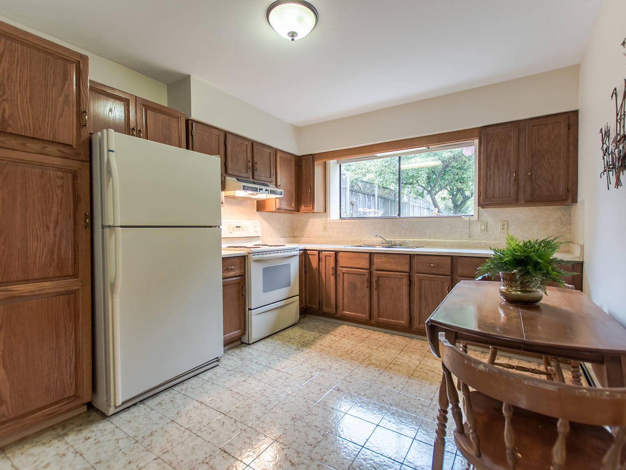 7676 McGregor Ave, Burnaby 27