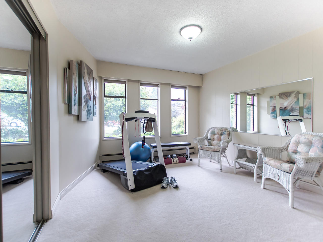 7676 McGregor Ave, Burnaby 29