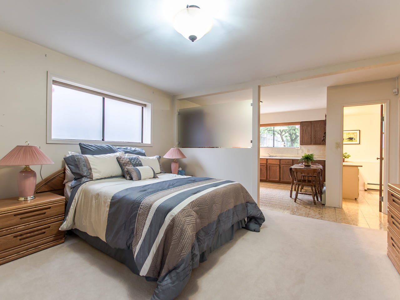 7676 McGregor Ave, Burnaby 30
