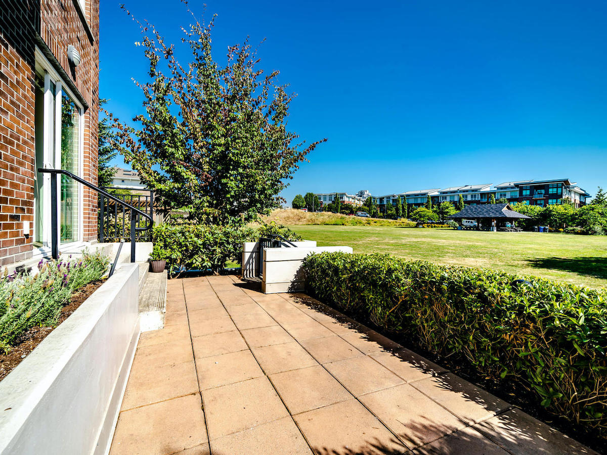 101 215 Brooke St, New Westminster 3