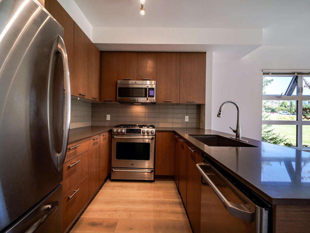 101 215 Brooke St, New Westminster 9