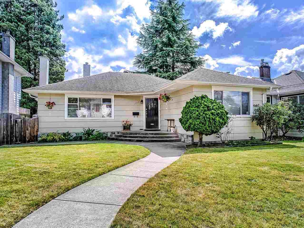 1504 London St, New Westminster