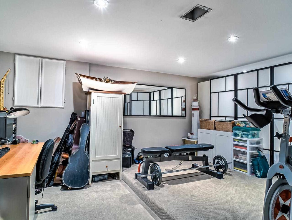 1504 London St, New Westminster 23