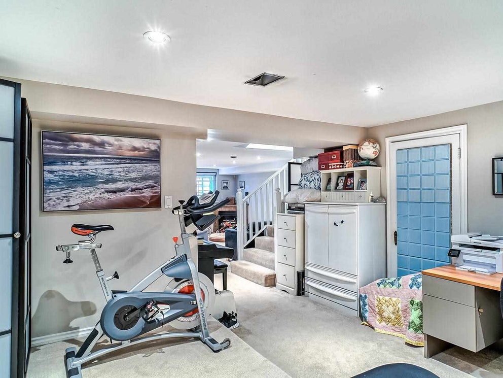 1504 London St, New Westminster 24