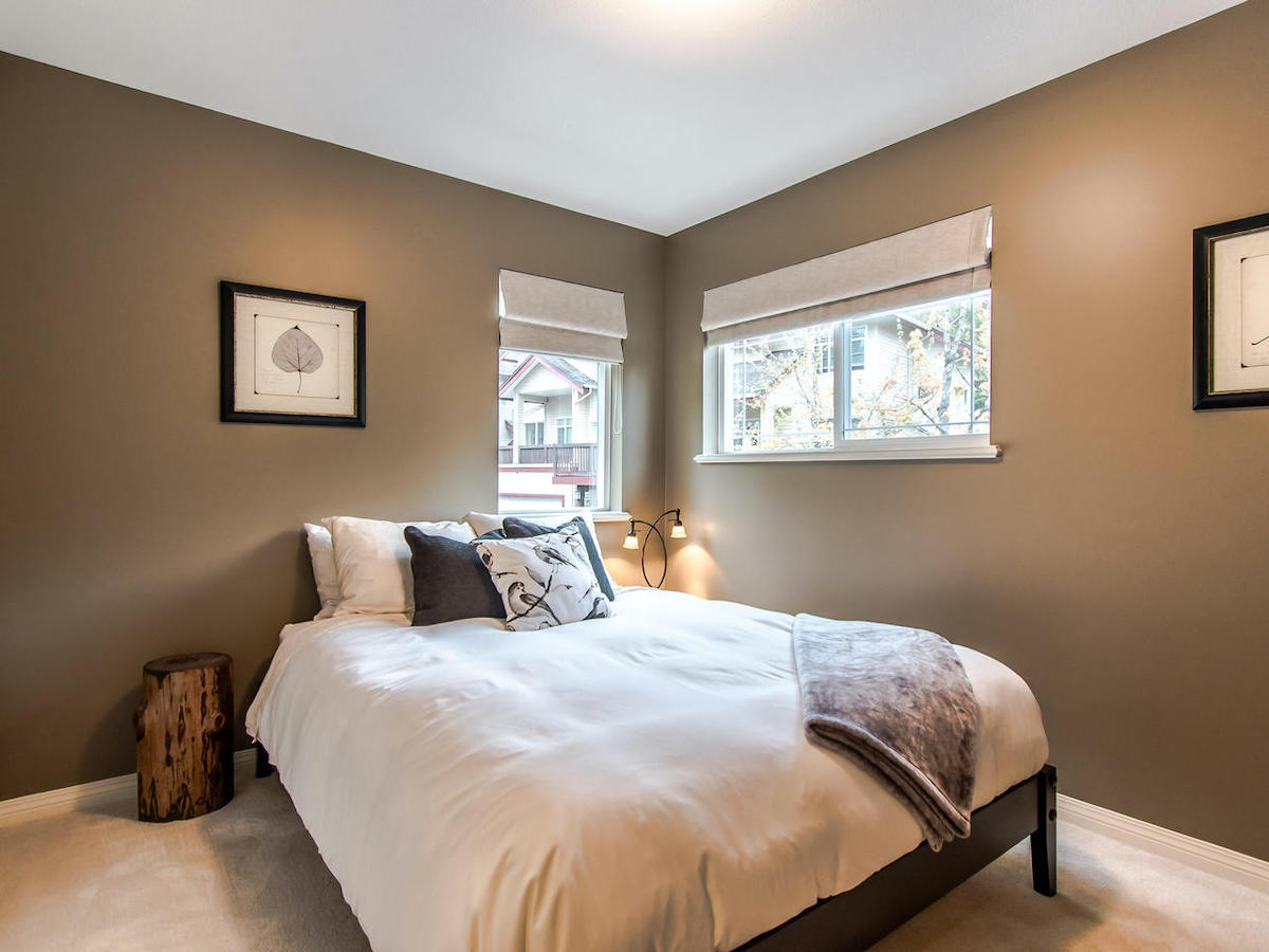 64 15 Forest Park Way, Port Moody 13
