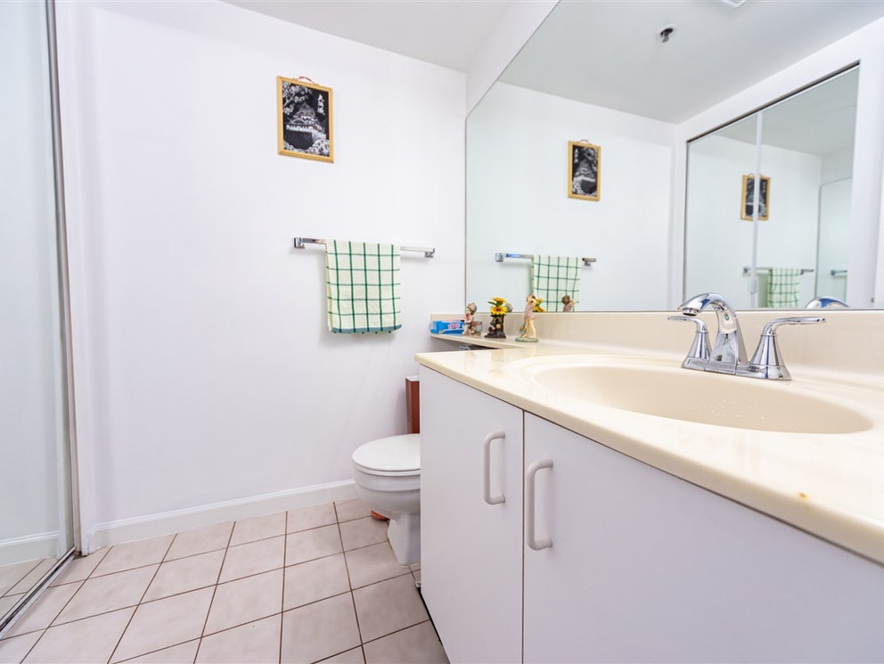 7 7345 Sandborne Ave, Burnaby 8