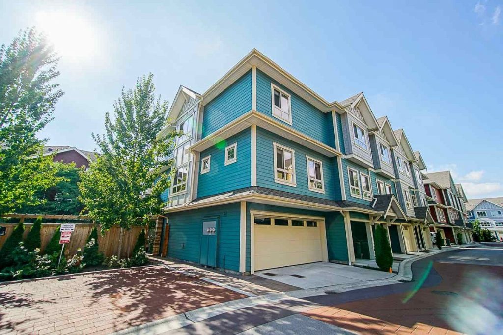 1 843 Ewen Ave, New Westminster