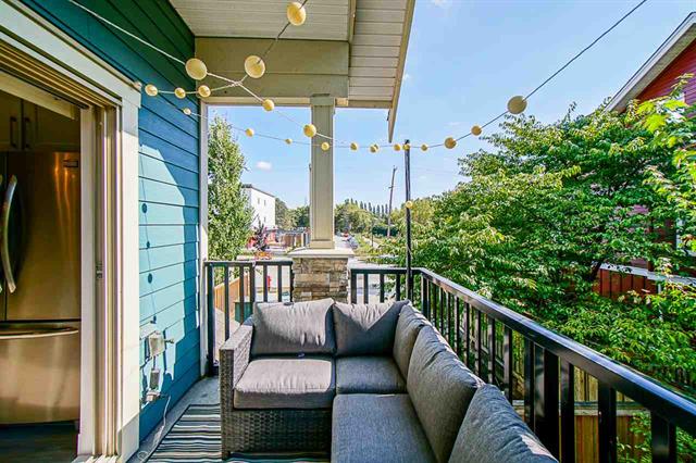 1 843 Ewen Ave, New Westminster 30