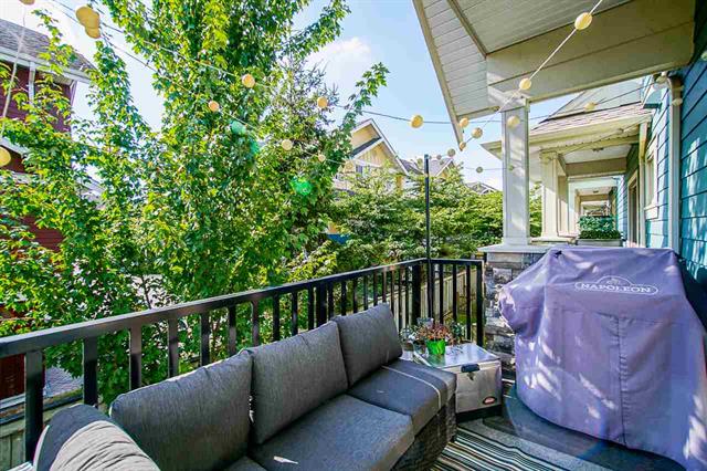 1 843 Ewen Ave, New Westminster 31
