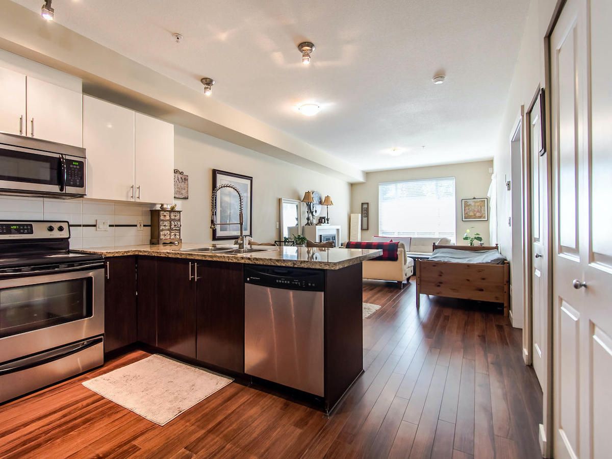 107 14960 102A Ave, Surrey 12
