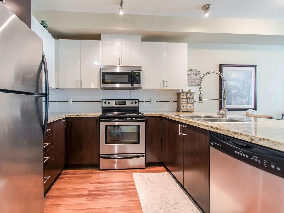 107 14960 102A Ave, Surrey 18